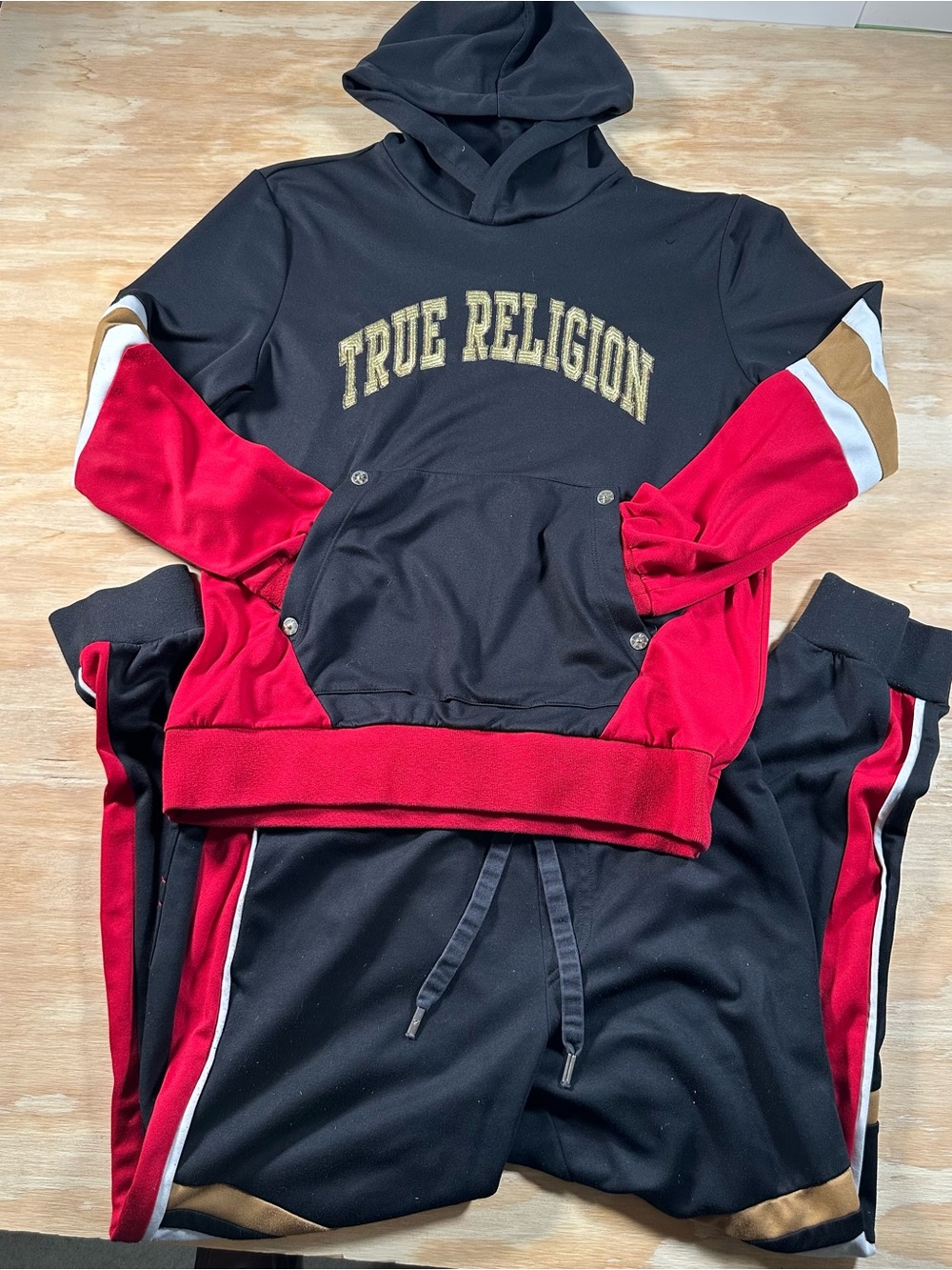 True Religion Mens Colorblock Tracksuit Set Pullover Hoodie & Joggers Black Red